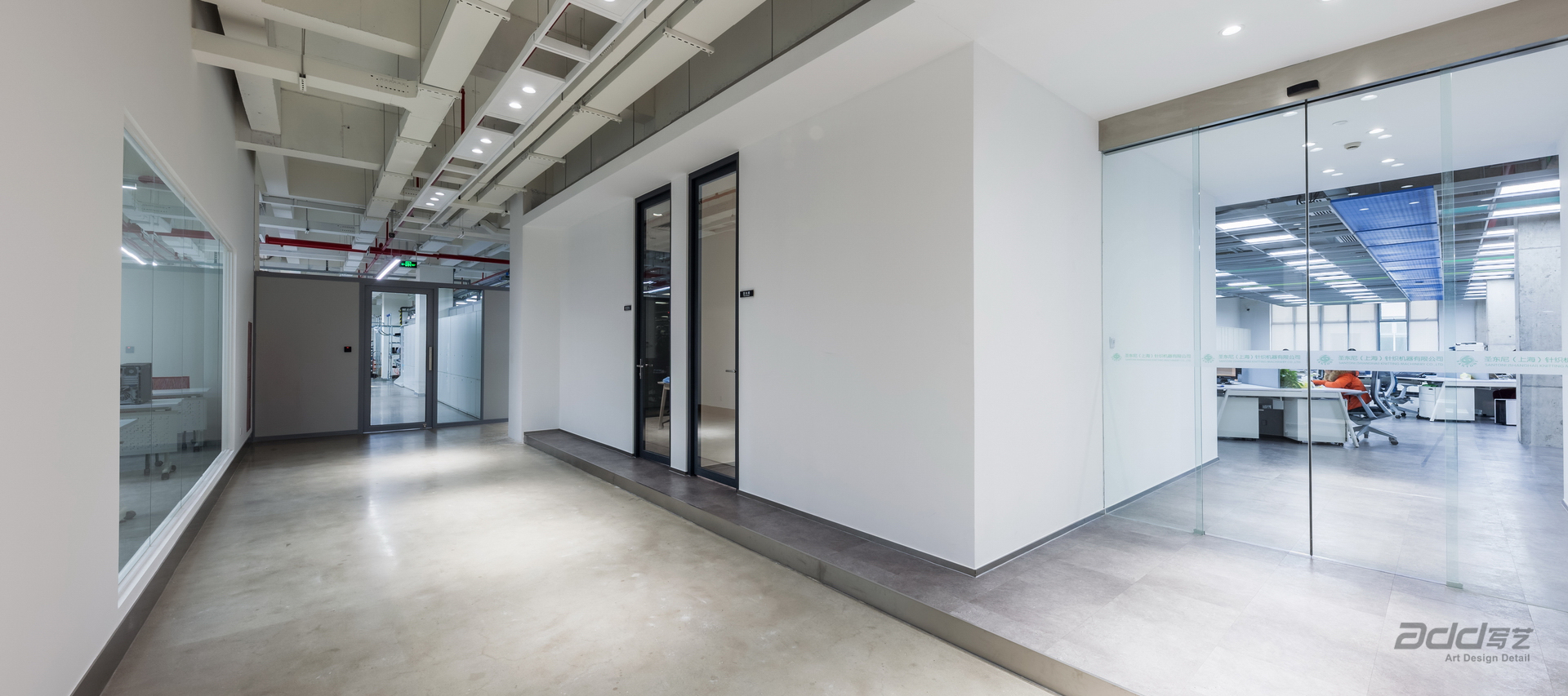 聖東尼（外齊(qi)）辦(bàn)公(gōng)室裝(zhuang)修-走(zou)廊-pc